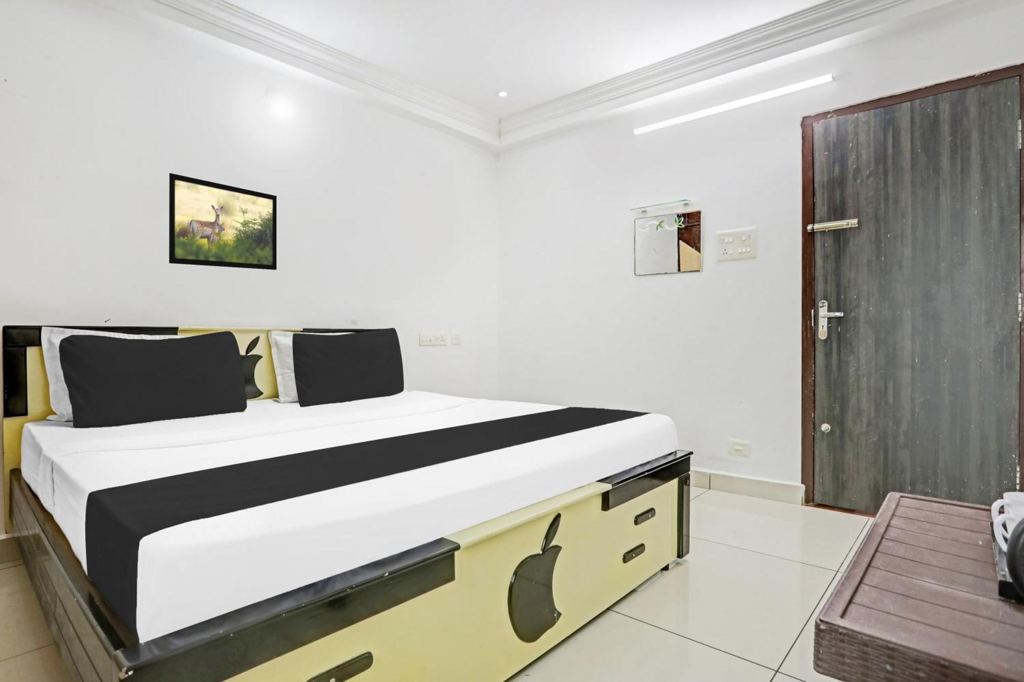 Super Hotel O J3 Luxury Rooms Гунтур Экстерьер фото