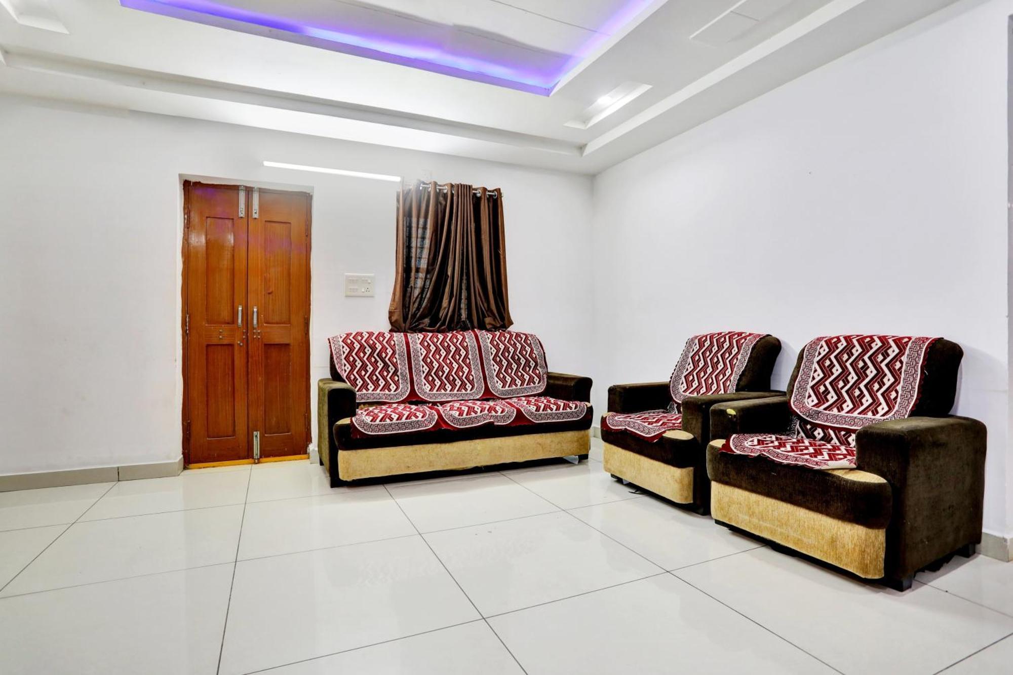 Super Hotel O J3 Luxury Rooms Гунтур Экстерьер фото