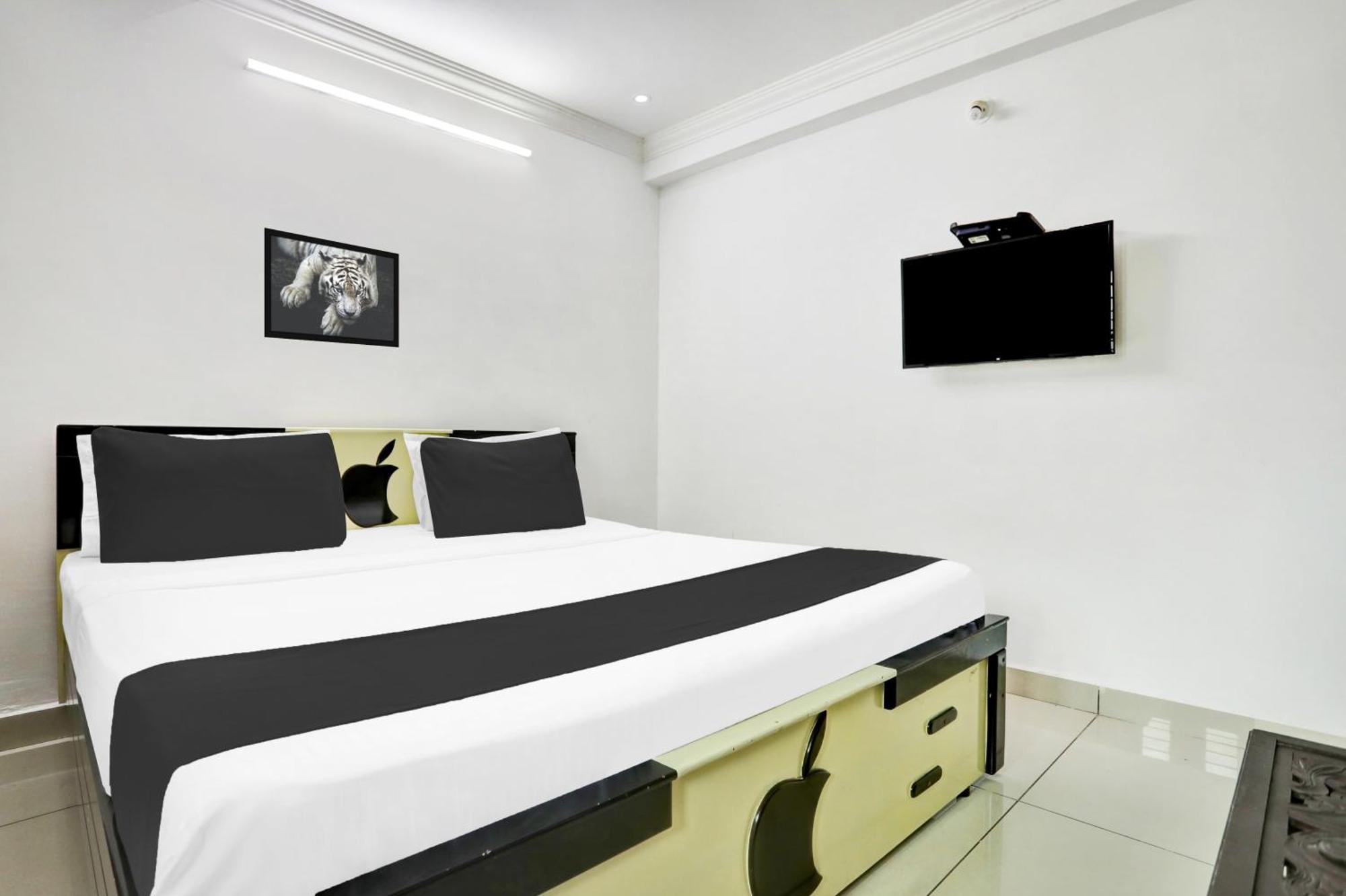 Super Hotel O J3 Luxury Rooms Гунтур Экстерьер фото